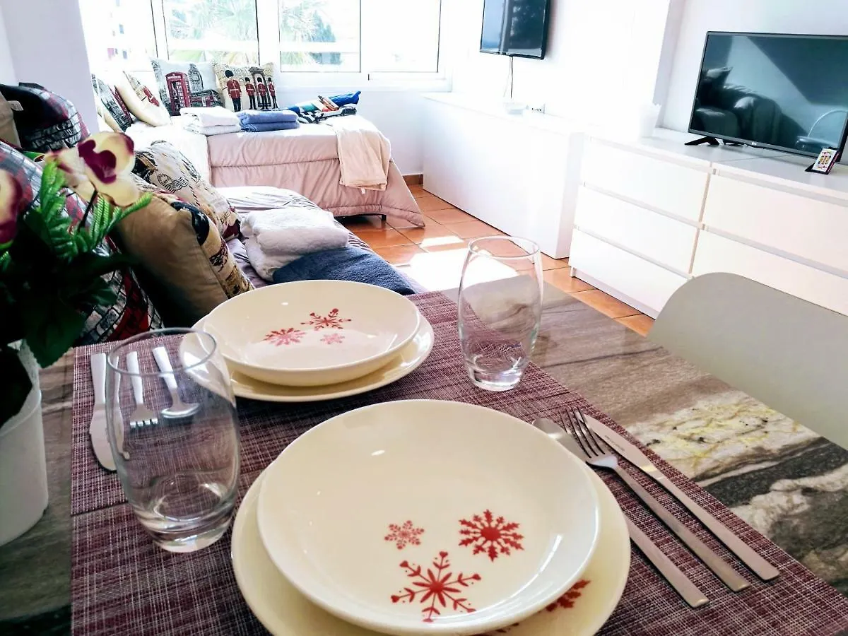 Apartamento Puerto Sol Con Vistas Al Mar Appartamento Benalmádena Spagna